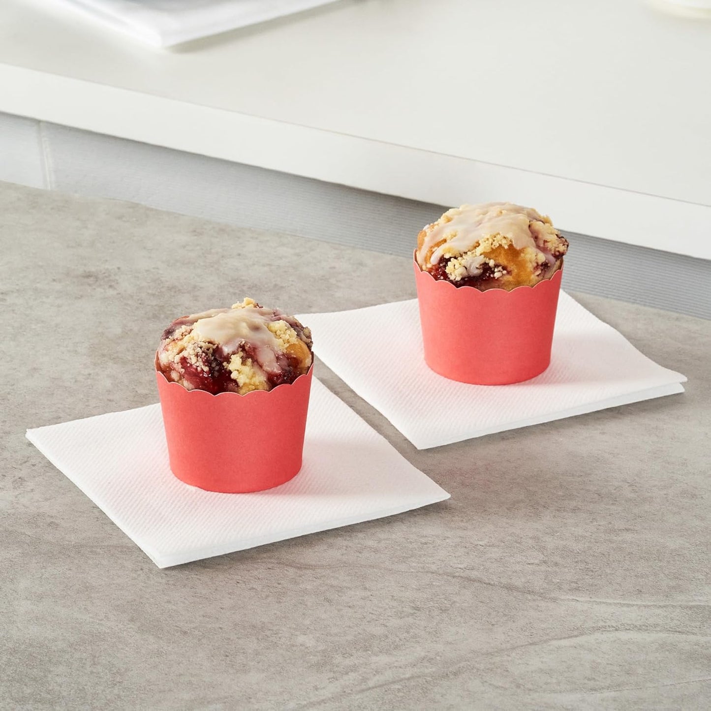 Panificio 3 Ounce Cupcake Wrappers, 200 Scalloped Baking Cups - Oven-Ready, Greaseproof, Red Paper Cupcake Liners, Disposable, For Birthdays, Baby Showers, Or Weddings - Restaurantware