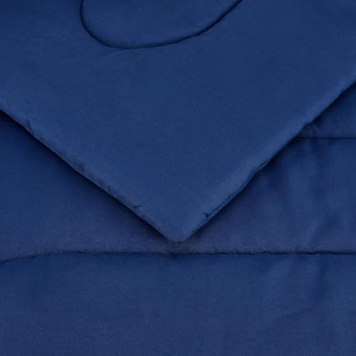 Amazon Basics 3-Piece Soft Microfiber Kid's Comforter and Pillow Sham Set - Image 5