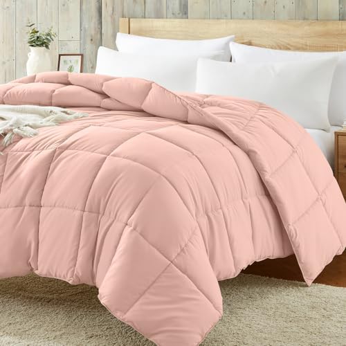 Homelike Moment Comforter King Size by HomelikeMoment