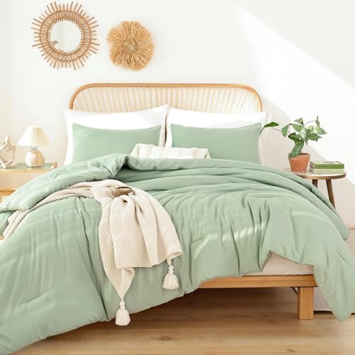 ROSGONIA Queen Comforter Set Sage Green, All Season Lightweight Blanket Quilt - Image 6