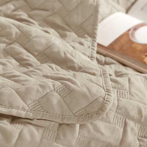 Bedsure Twin Size Quilt, Lightweight Comforter Set, Light Khaki Bedspread - Image 4