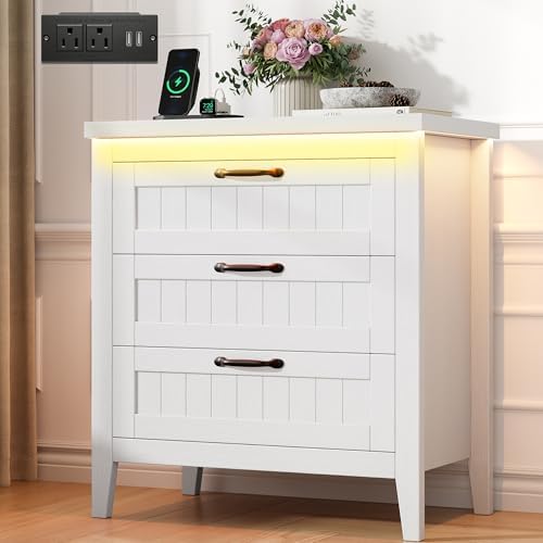 GarveeHome 3 Drawer Dresser by GarveeHome