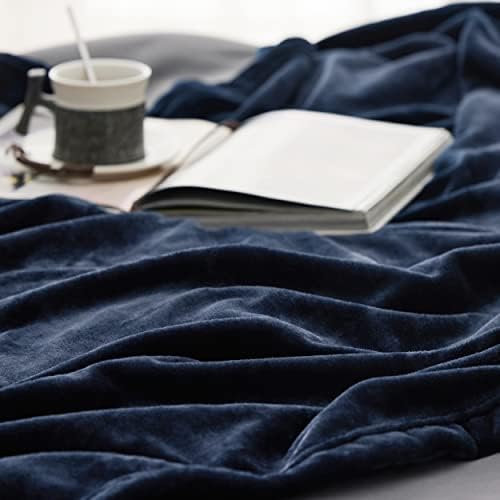 Bedsure Soft Cozy Warm Fleece Throw Blanket - Image 5