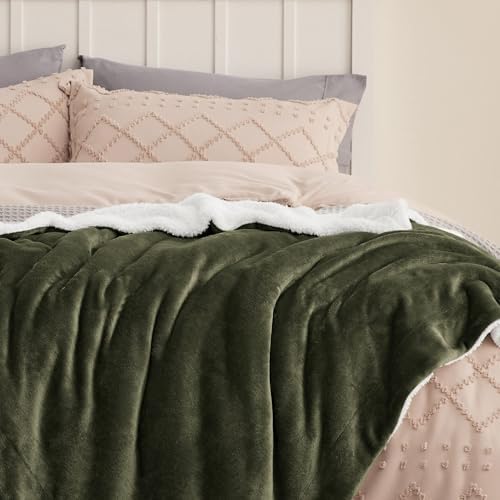 Bedsure GentleSoft Sherpa Fleece Twin Size Blanket - Image 4