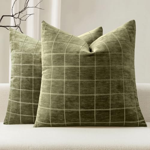 MIULEE Christmas Olive Green Plaid Decorative Throw Pillow Covers by MIULEE