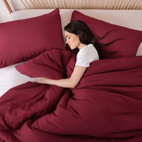 ROSGONIA Oversized King Comforter, Dark Red, 120x98 Soft Bedding Quilt - Image 2