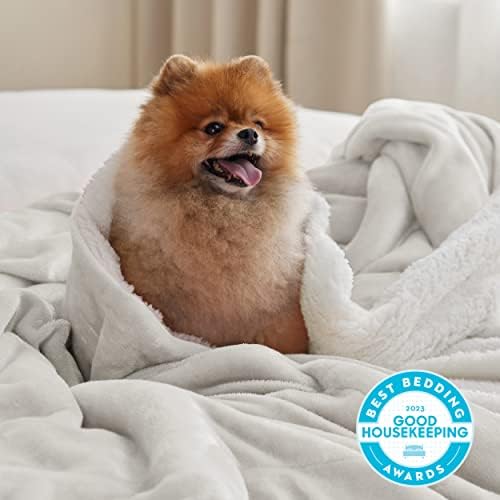 Bedsure GentleSoft Sherpa Fleece Twin Size Blanket - Image 2