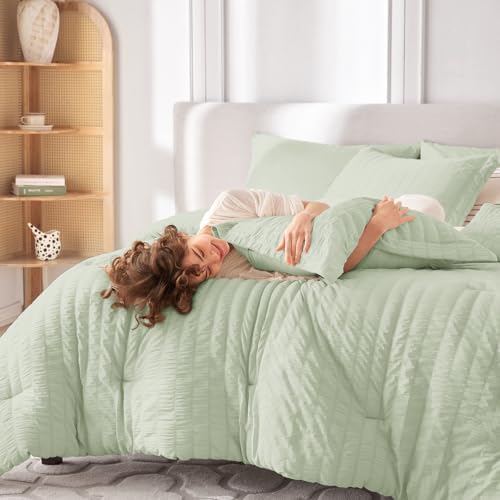 MUXHOMO Oversized King Comforter Set 7 Pieces, Light Green - Image 6