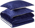 Amazon Basics Reversible Sherpa Comforter Set by AmazonBasics