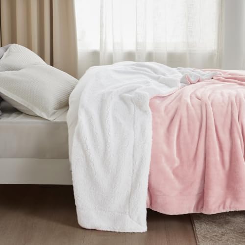 Bedsure GentleSoft Sherpa Fleece Blanket Queen Size - Image 4
