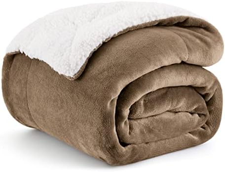 Bedsure GentleSoft Sherpa Fleece Twin Size Blanket by BEDSURE