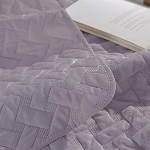 Bedsure Queen Size Quilt, Lightweight Comforter Set, Light Purple Bedspread - Image 6