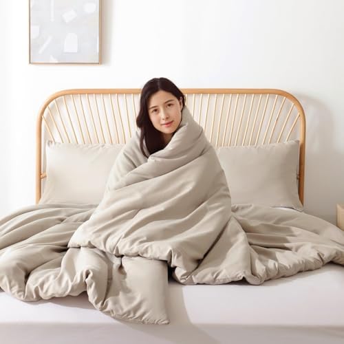 ROSGONIA Alaskan King Comforter, Light Khaki, 136x120 Soft Bedding Quilt - Image 6