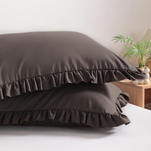 BEDSUM Queen Ruffled Pillow Shams by BEDSUM