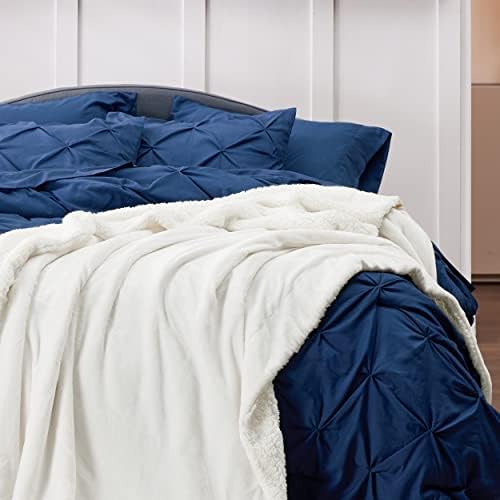 Bedsure GentleSoft Sherpa Fleece Throw Blanket - Image 4