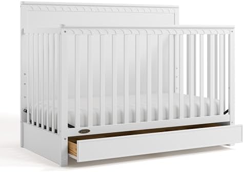 Graco Sasha 5-in-1 Convertible Crib by Graco