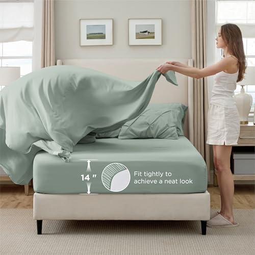 Bedsure 7-Piece Queen Comforter Set & Sheet Set, Sage Green Bed in a Bag - Image 5