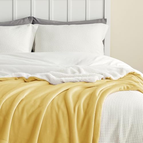 Bedsure GentleSoft Sherpa Fleece Blankets King Size - Image 4