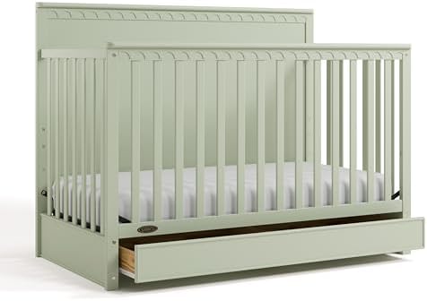Graco Sasha 5-in-1 Convertible Crib by Graco
