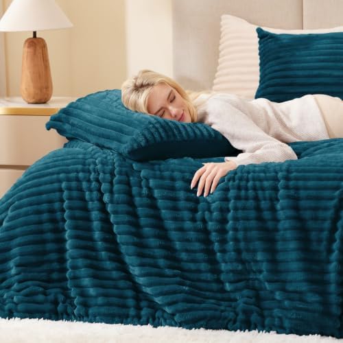EXQ Home Fluffy Comforter Set King Size, 3 Pieces Bed Set - Image 2