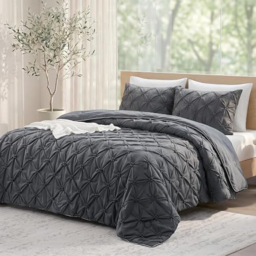 Amélie Home Pintuck Comforter Set - Image 5