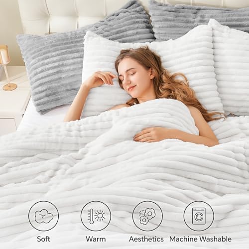BEDELITE Fleece California King Comforter Set, Fluffy Bed Set, Bright White - Image 3