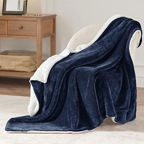 Bedsure GentleSoft Sherpa Fleece Throw Blanket - Image 3