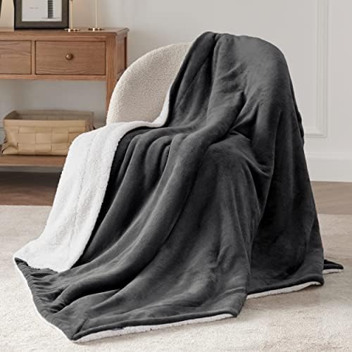Bedsure GentleSoft Sherpa Fleece Twin Size Blanket - Image 3