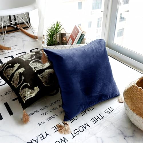 Luxury Velvet Decorative Leopard Throw Pillow Covers - Image 6