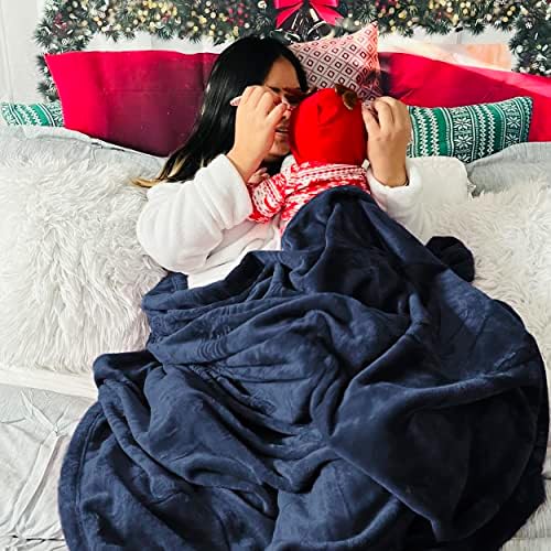 Bedsure Soft Cozy Warm Fleece Throw Blanket - Image 6