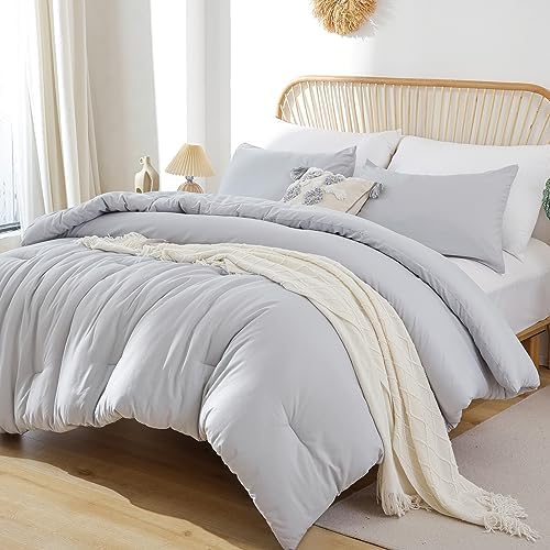 ROSGONIA Oversized King Comforter, Light Grey, 120x98 Soft Bedding Quilt - Image 3