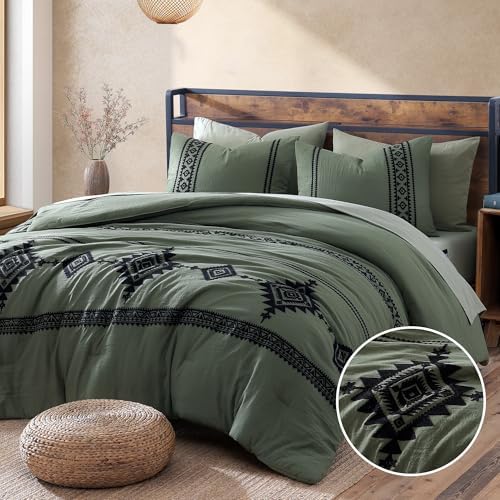 MaiRêve Embroidery Oversized Queen Comforter Set 7 Pieces Bed in a Bag by MaiR%C3%AAveHomeCollection