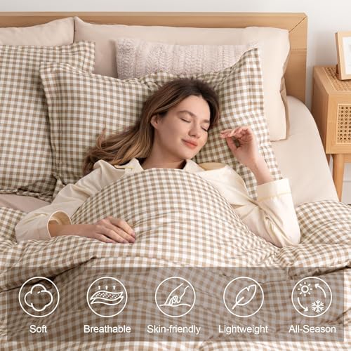 King Comforter Set, Fluffy Tan Gingham Plaid Bedding, 3 Pieces - Image 2