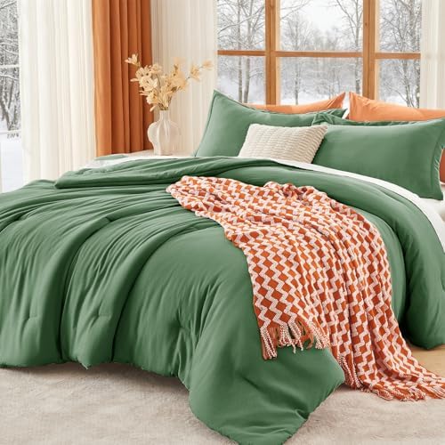 MUXHOMO Queen Comforter Set, 3-Piece All-Season Bedding, Dark Green by MUXHOMO