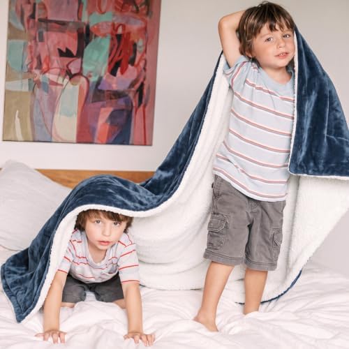 Bedsure GentleSoft Sherpa Fleece Blanket Queen Size - Image 5