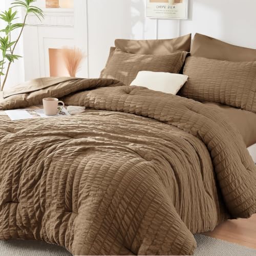 Twin XL Comforter Set by HYMOKEGE
