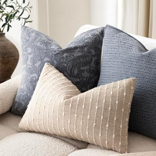 Foindtower Pack of 1 Decorative Jacquard Boucle Lumbar Throw Pillow Cover - Image 5
