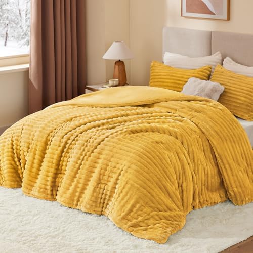 BEDELITE Fleece King Comforter Set, Fluffy Bed Set - Image 2