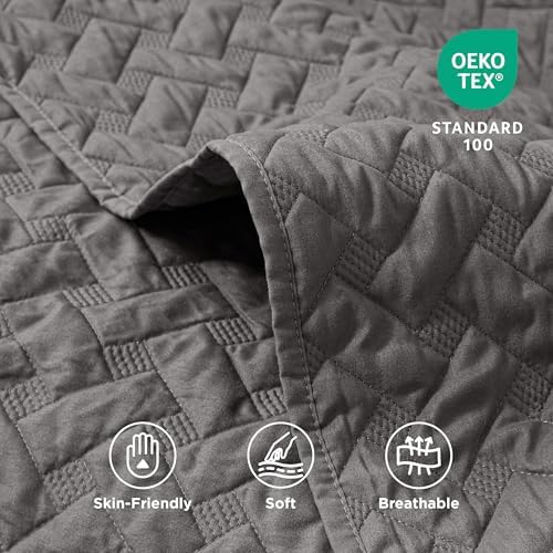Bedsure Oversized King Quilt, Lightweight Comforter Set - Image 3