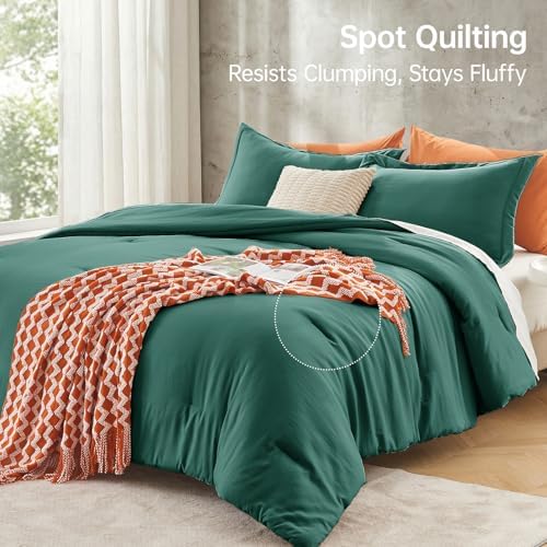 MUXHOMO King Comforter Set, 3-Piece All-Season Bedding, Emerald Green - Image 5