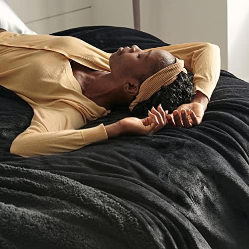Bedsure GentleSoft Sherpa Fleece Twin Size Blanket - Image 6
