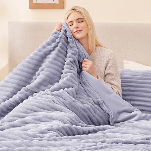 EXQ Home Fluffy Comforter Set King Size, 3 Pieces Bed Set - Image 2