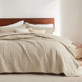 Bedsure Twin Size Quilt, Lightweight Comforter Set, Light Khaki Bedspread by BEDSURE