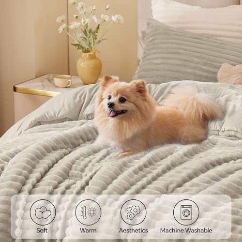 BEDELITE Fleece Twin/Twin XL Comforter Set, Fluffy Bed Set - Image 3