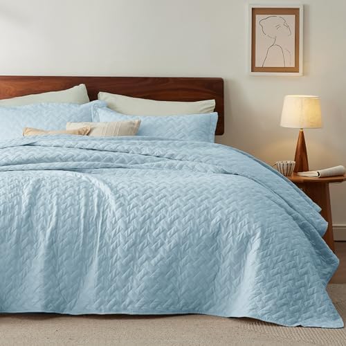 Bedsure King Size Quilt, Lightweight Comforter Set, Sky Blue Bedspread - Image 4