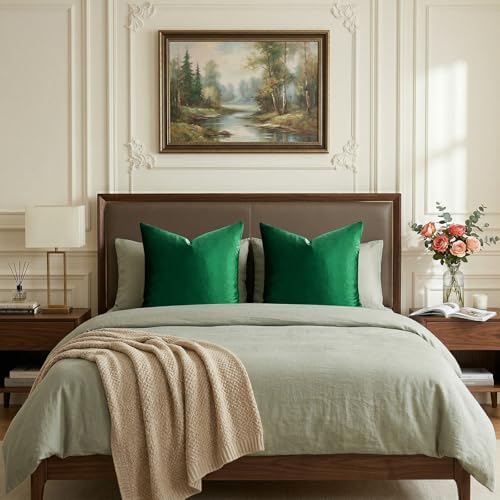 GIGIZAZA Green Velvet Pillow Covers 24x24 Decorative Pillows Pack of 2 - Image 7