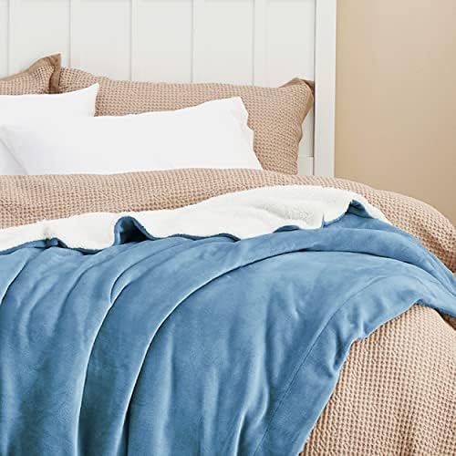 Bedsure GentleSoft Sherpa Fleece Twin Size Blanket - Image 4