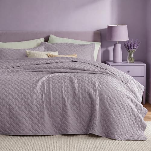 Bedsure Queen Size Quilt, Lightweight Comforter Set, Light Purple Bedspread by BEDSURE