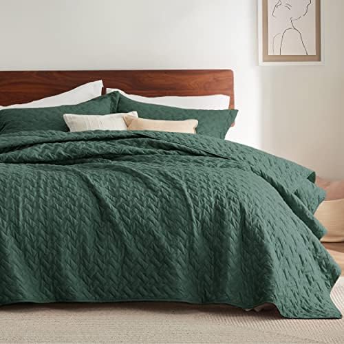 Bedsure King Size Quilt, Lightweight Comforter Set, Dark Green Bedspread - Image 5