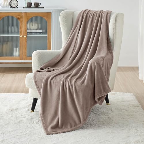 Bedsure GentleSoft Fleece Throw Blanket - Image 2